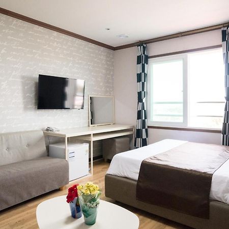 Seongsan Aqua Beach Hotel Seogwipo Eksteriør bilde