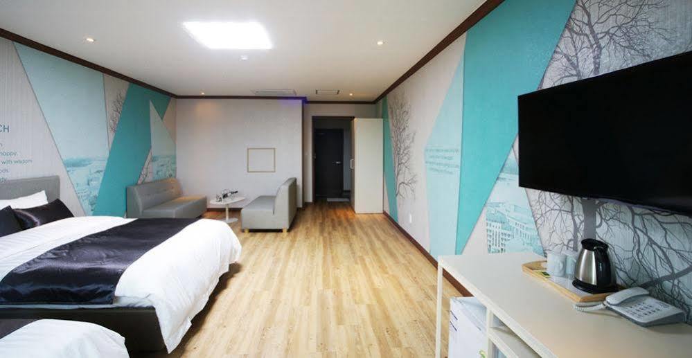 Seongsan Aqua Beach Hotel Seogwipo Eksteriør bilde