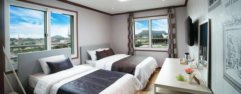 Seongsan Aqua Beach Hotel Seogwipo Eksteriør bilde