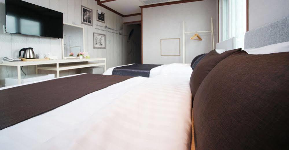 Seongsan Aqua Beach Hotel Seogwipo Eksteriør bilde