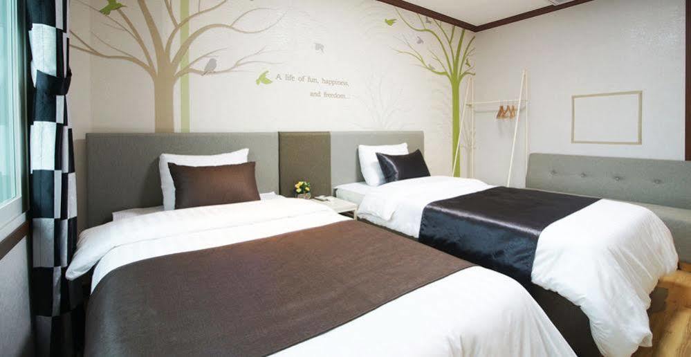 Seongsan Aqua Beach Hotel Seogwipo Eksteriør bilde