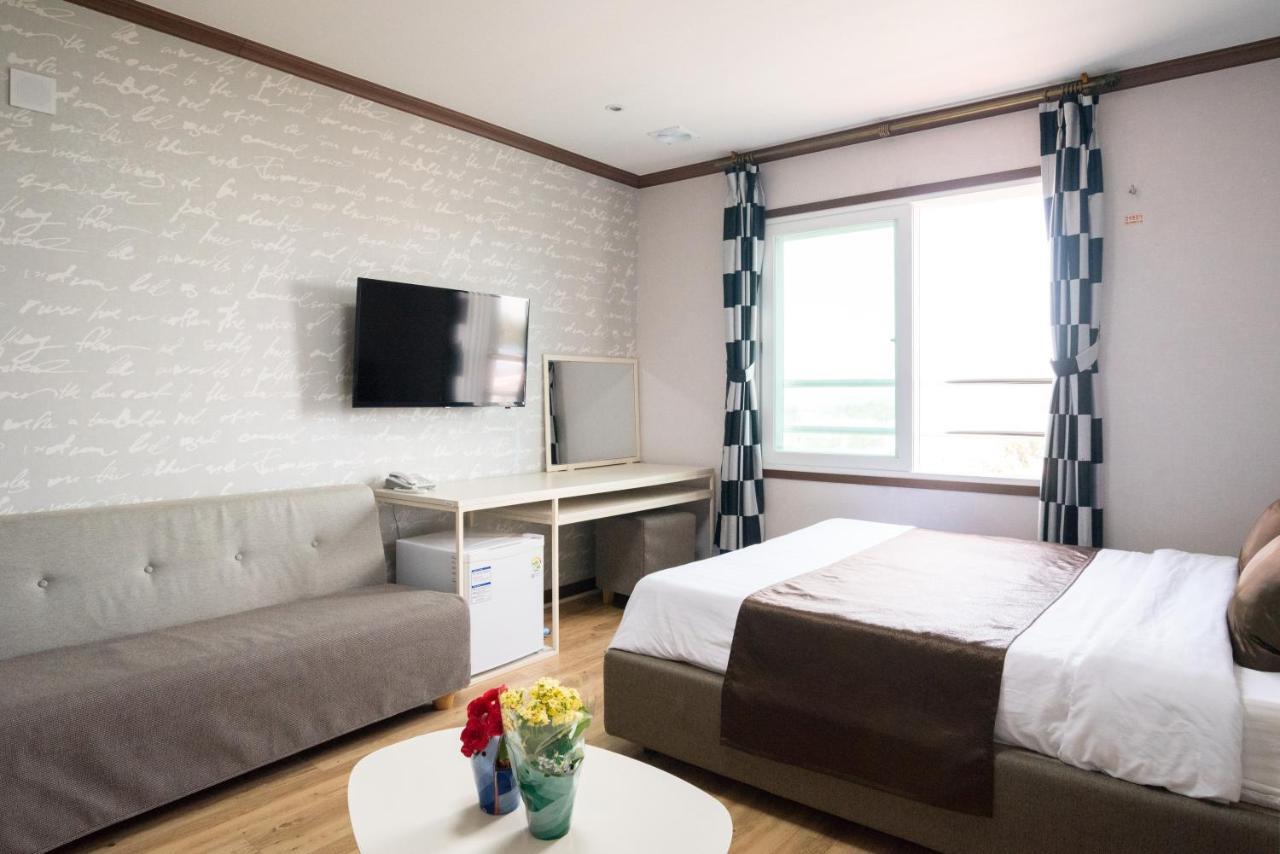 Seongsan Aqua Beach Hotel Seogwipo Eksteriør bilde