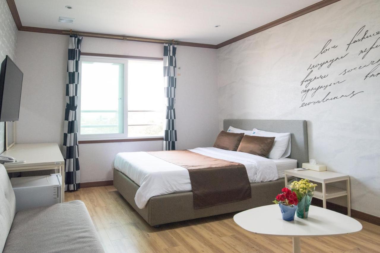 Seongsan Aqua Beach Hotel Seogwipo Eksteriør bilde
